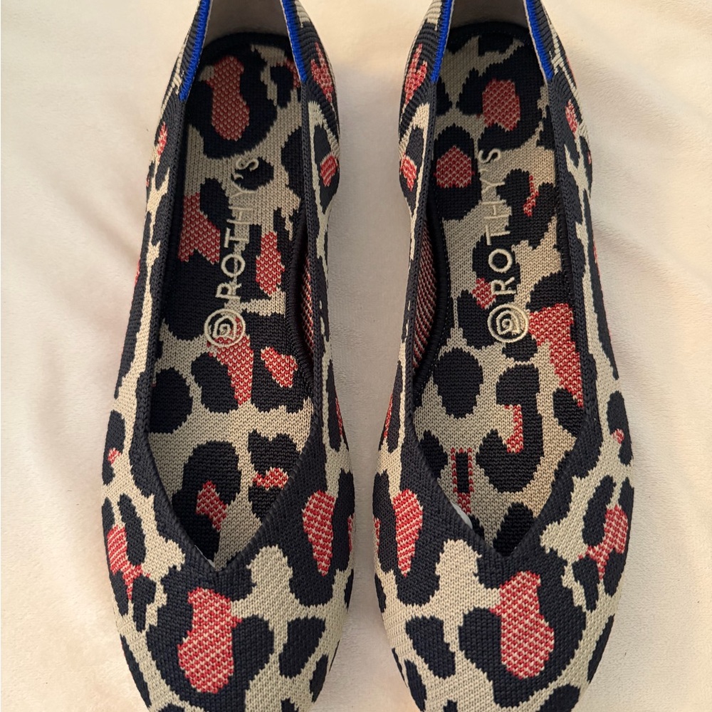 NEW Women’s Rothy's | Red Cat Flats | Size 9.5